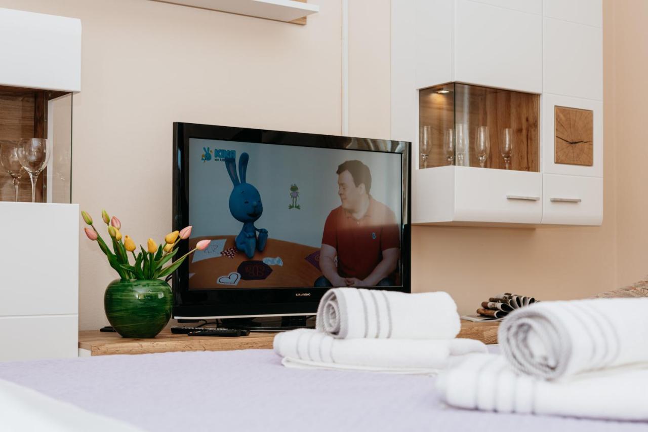 ויר Apartman Neli מראה חיצוני תמונה