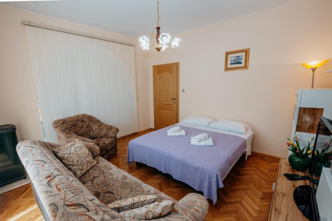 ויר Apartman Neli מראה חיצוני תמונה