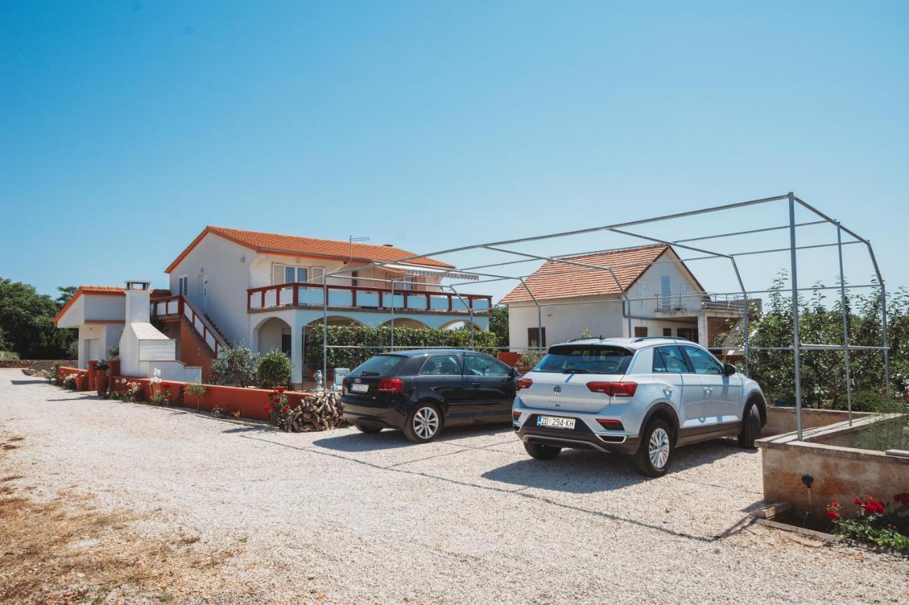 ויר Apartman Neli מראה חיצוני תמונה